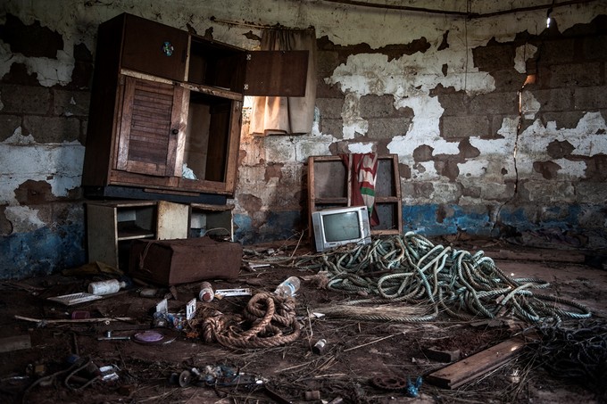 Photo of an abandoned house