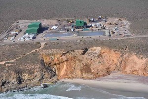 Photo of collapsed cliff at Tormin mine