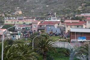 Hangberg protesters clash with police