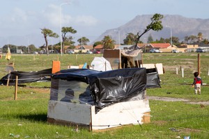 Parkwood residents occupy land