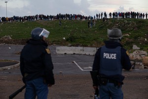 Zwelihle residents protest in Hermanus