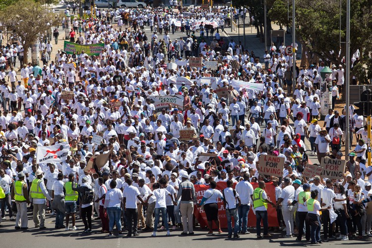 Photo of a huge crowd