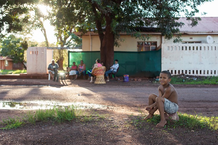 Photo of child playing in Dingleton