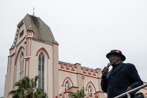 Bheki Cele Cosatu March