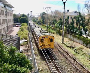 Train at Rondebosch Station