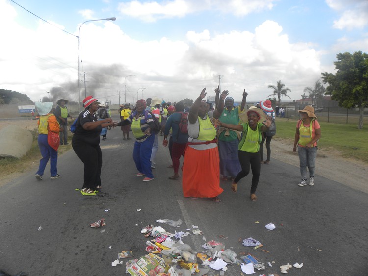 Photo of protesting workers