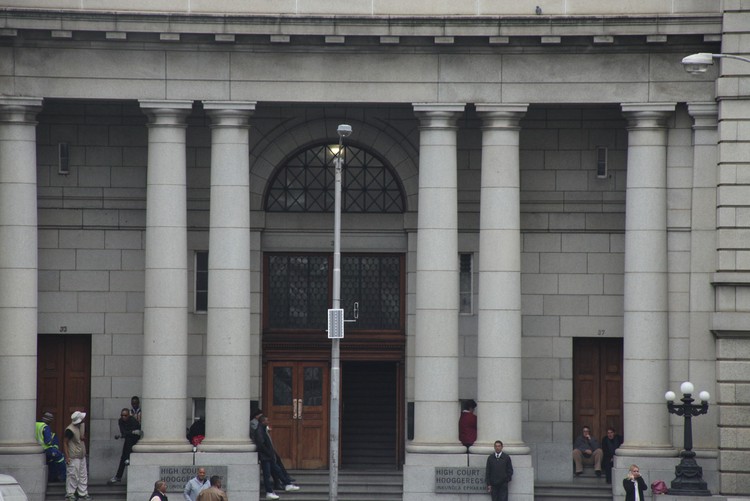 Photo of court building