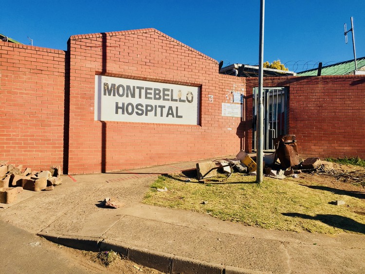 Photo of the hospital outside