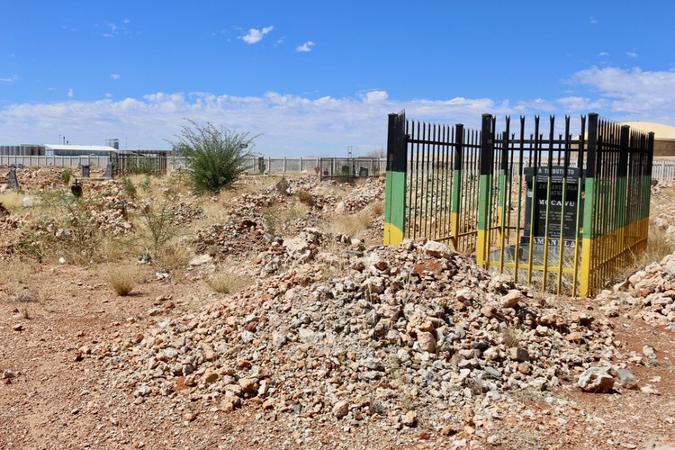 Photo of a grave