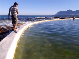 Dalebrook tidal pool in Kalk Bay