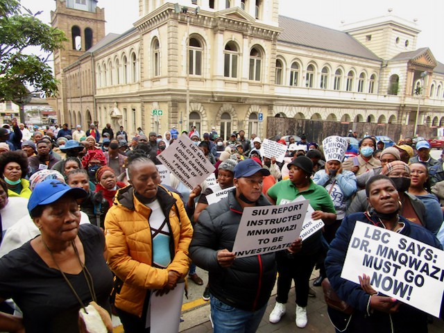 photo of protesters