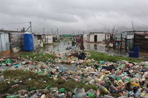 Floods in Pholile, Strand.