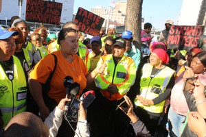 Photo of picketers