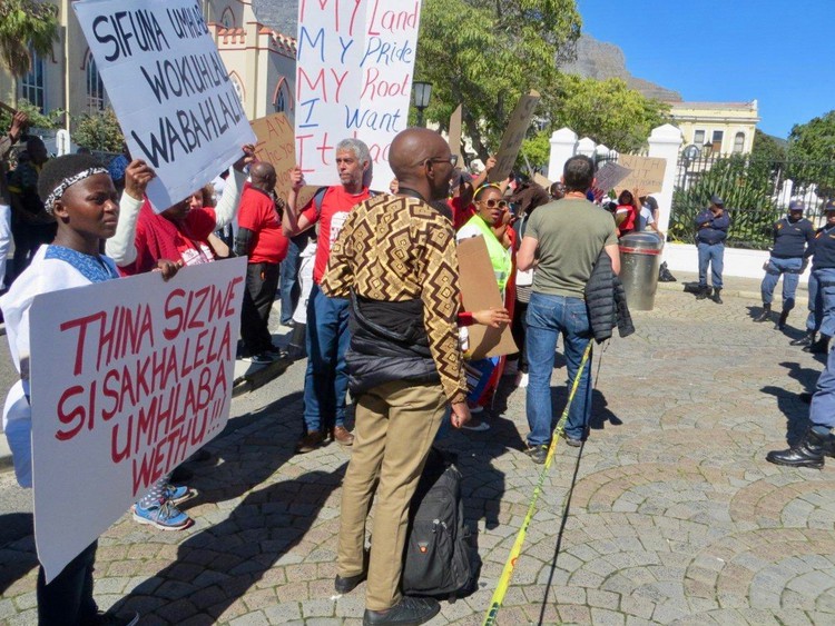 Photo of protesters