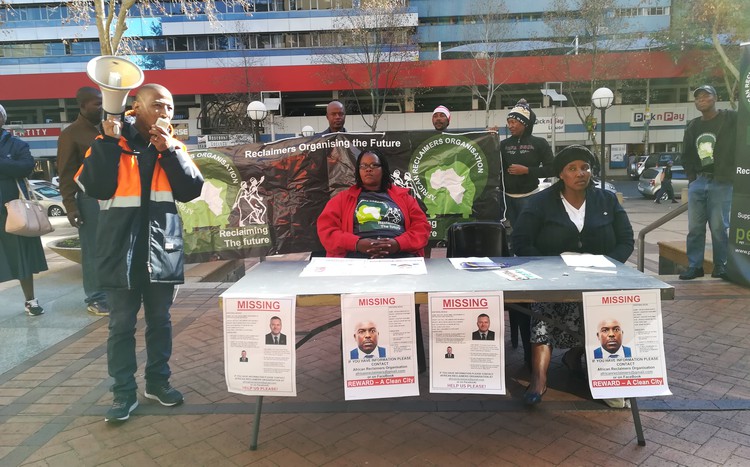 Photo of waste pickers\' protest