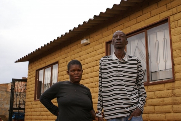 Photo of couple who lost house