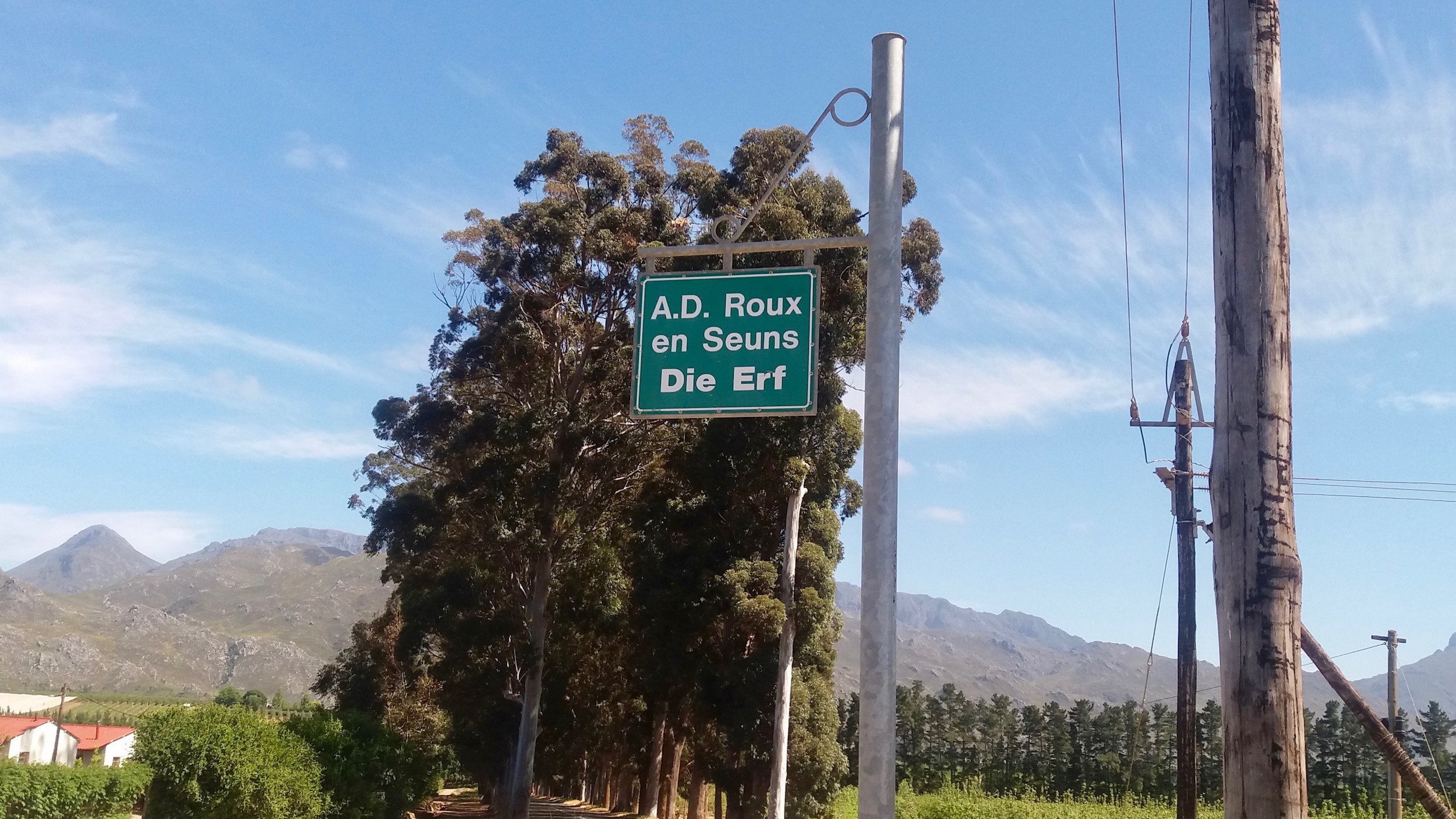 Photo of a farm sign board